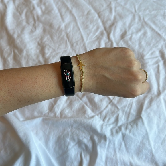 Fitbit - Picture 3 of 7